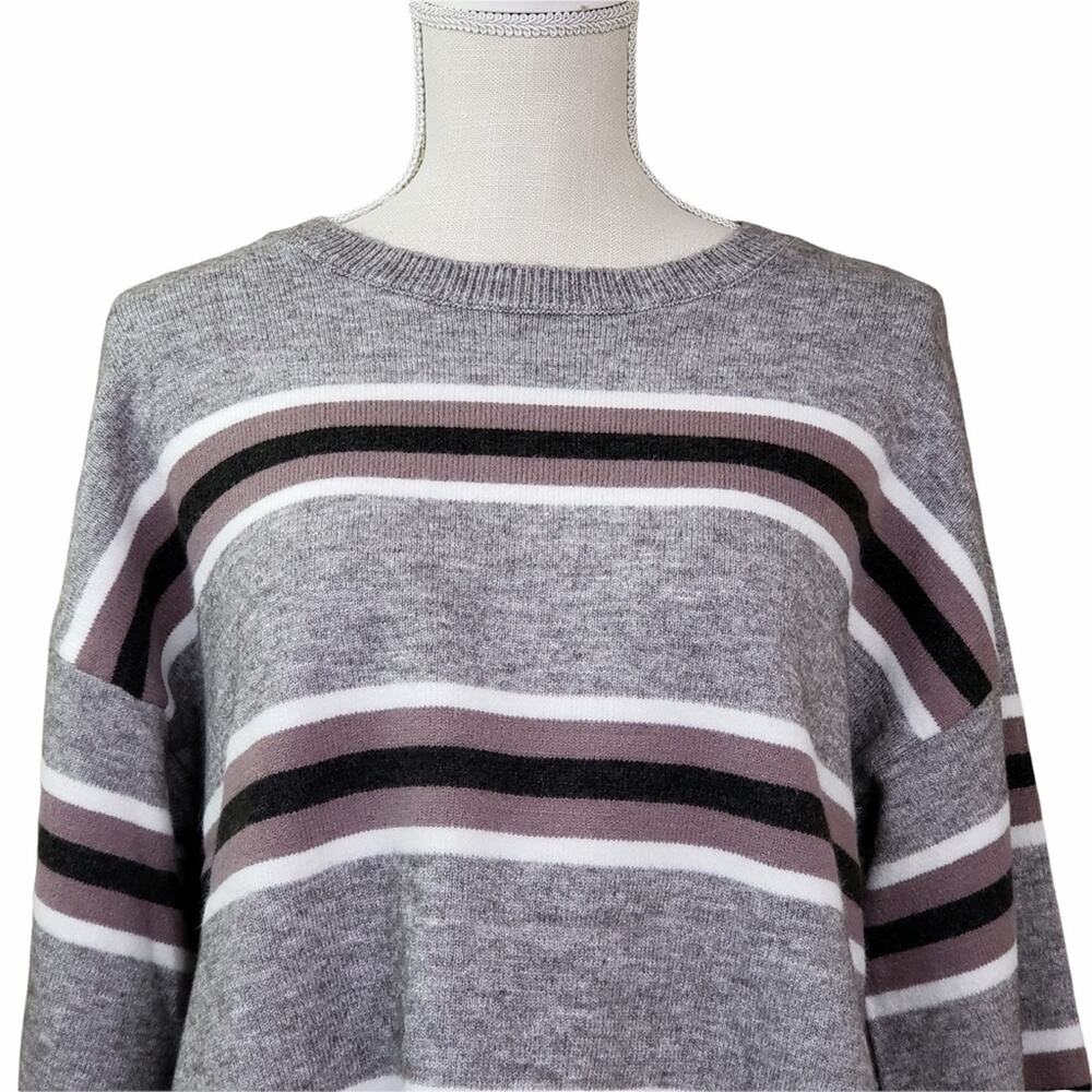 Cupcakes and Cashmere Amour Stripe Bell Sleeve Sweater Size Medium NEW - Picture 6 of 12
